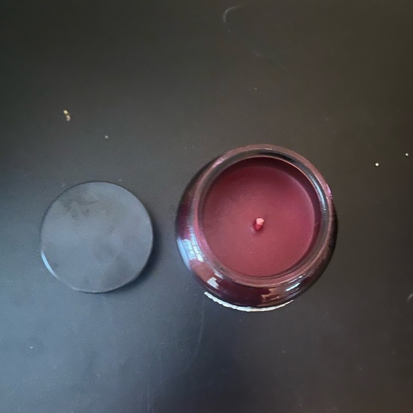 Apple & Cinnamon scented candle - Picture 2 of 4